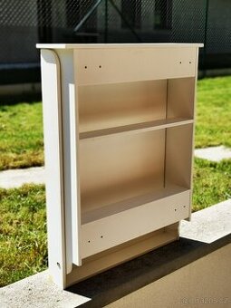 Přebalovací pult - nástěnný