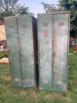 Kovové skříňky 2 ks