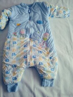 Overal vel 68 , 5 x foto zachovalé, rukávky jsou na zip, daj