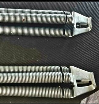 Pružiny pro vyklopna vrata  2ks