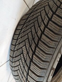 Škoda Fabia - Zimní pneumatiky 185/60 R 14