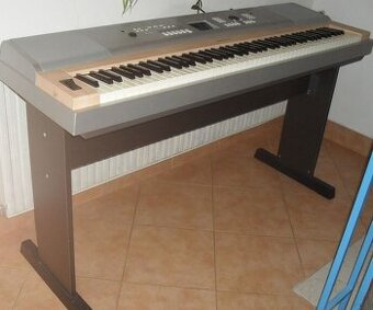 Digitální piano Yamaha Portable Grand DGX 620