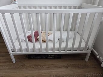 Dětská postýlka IKEA SUNDVIK