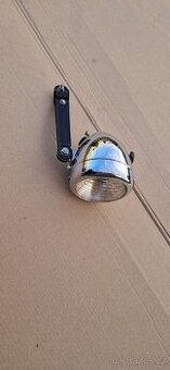 Stadion S11  - přední světlo