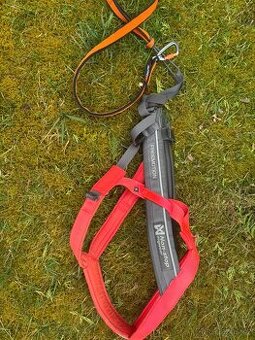 Postroj na canicross