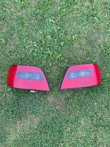 Prodám Zadní světla na Citroën Xsara hatchback