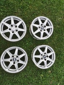ALU disky 6,5J x15 ET38 rozteč: 5x114,3x67,1 Hyundai i20 - 1