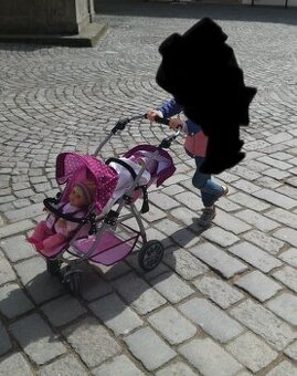 Kočárek pro 2 panenky
