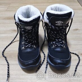 Dětské zimní boty zn. Umbro vel. 33
