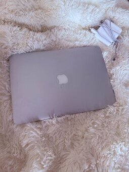 MacBook Air 13.3” – Mid 2011 + NOVÁ nabíječka