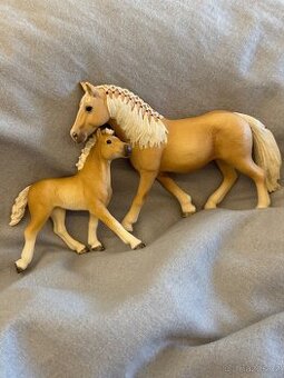Schleich klisna s hříbětem - 1
