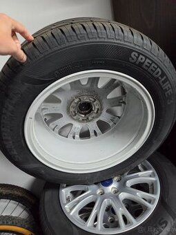 Kola & uplne nove letni pneu Semperit Speed-life 3