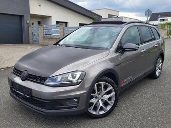 VW Golf VII 2.0TDi 135kW DSG Alltrack - Panorama - kůže