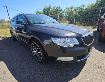 Vůz na náhradní díly Škoda Superb 2 kombi 2011 CFF LHD LF9R