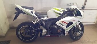 Honda CBR 1000 RR fireblade