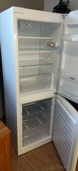 Lednice kombinovaná s mrazákem Whirlpool WBE 31132 A++