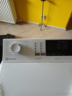 Pračka Elektrolux