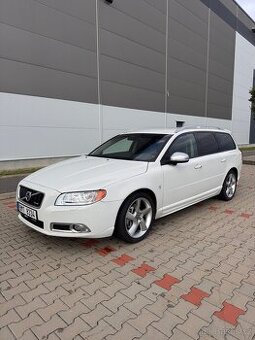 Volvo V70 2.4 D5 158kw R-design AWD automat