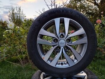 Originál ALU kola Hyundai i30 R16 + letní pneu