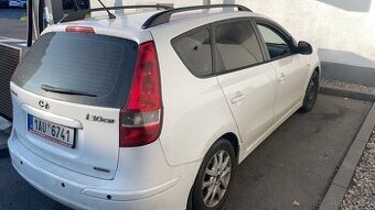 Hyundai i30 CW 2010 1.6CRDI