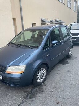 Fiat idea 1.3 JTD pojízdné nebo na náhradní díly