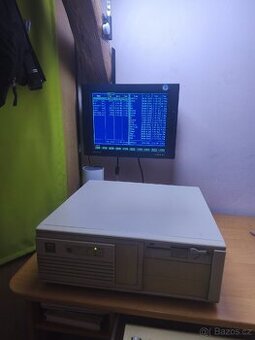 Historický počítač 286