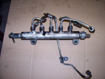 Rail lišta,díly motoru Nissan Navara,Pathfinder,Cabstar