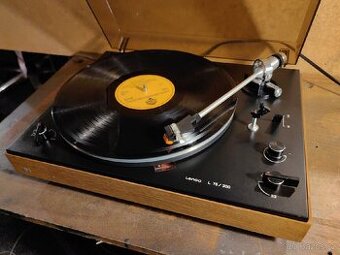 Gramofon Lenco 75/200