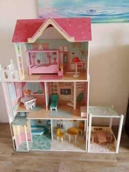 Domeček pro panenky