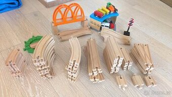 Ikea koleje a elektrický vláček mašinka Brio