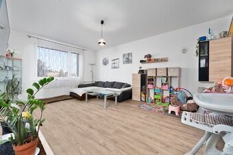 PRODEJ BYTU 2+1 V ČESKÉ TŘEBOVÉ NA TRÁVNÍKU