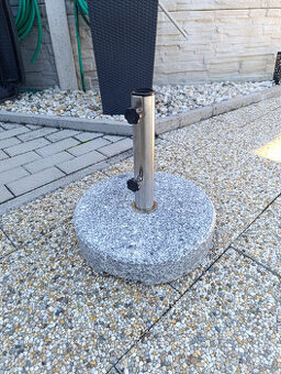 Stojan pro slunečník