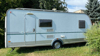 karavan KNAUS Eifelland  Holiday