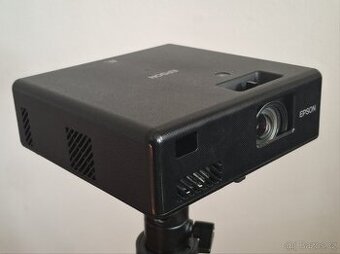 Projector Epson ef-11
