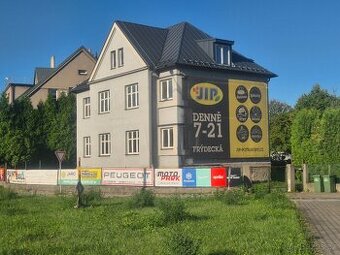 ---- Bytový dům 6 bytu 3 garáže Ostrava ----