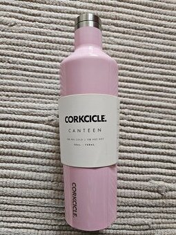 Nová růžová termoska Corkcicle - 1