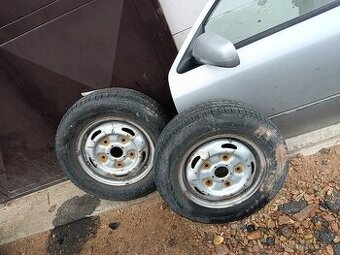 Kola Ford transit R15 zimní