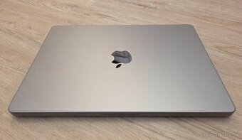 Apple Macbook Pro M2 MAX 14" - 1