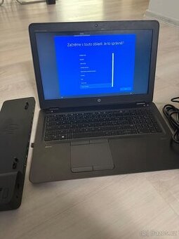 HP ZBook 15u G3 + dokovací stanice - 1