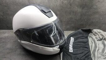 Prilba BMW