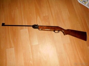 Vzduchovka IŽ 38 Bajkal