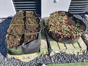 Látkové vyvýšené záhony včetně zeminy 3ks