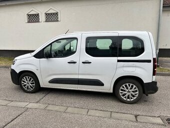 Berlingo pro převoz invalidního vozíku