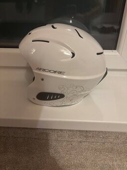 Dámská lyžařská helma, vel. L