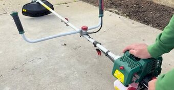 Benzínová kosa Parkside 2 v 1 PBS 2 E5