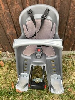 Sedačka na kolo dopředu