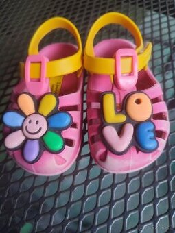 Dětské sandálky Ipanema velikost 19/20