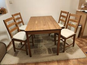 Set jídelního stolu se židlemi