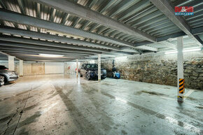 Prodej garážového stání, 19 m², Praha