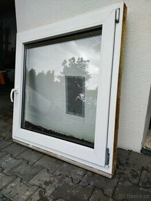 Plastové okno 100×100 - 1